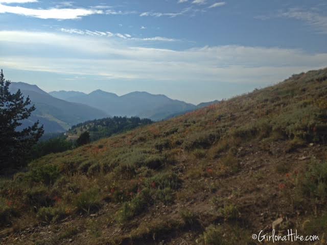 Hiking to Shadow Lake via Guardsmans Pass