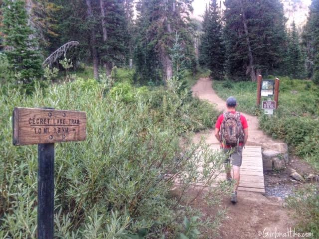 Hiking to Cecret Lake & Sugarloaf Peak