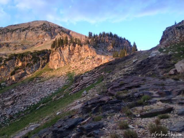 Hiking to Cecret Lake & Sugarloaf Peak