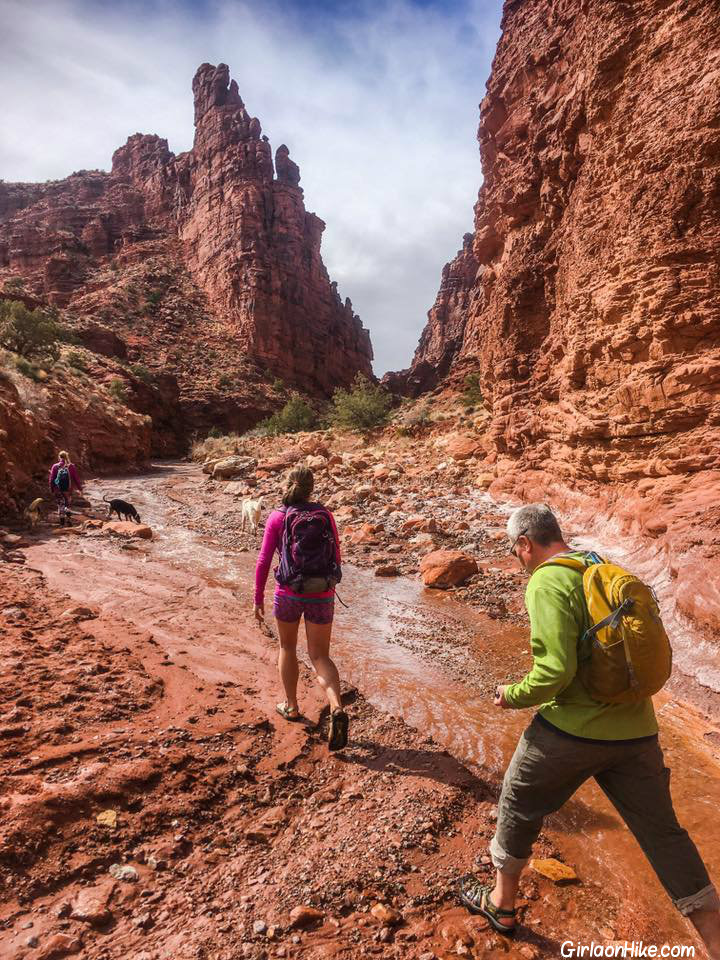 Hiking the Onion Creek Narrows, Moab