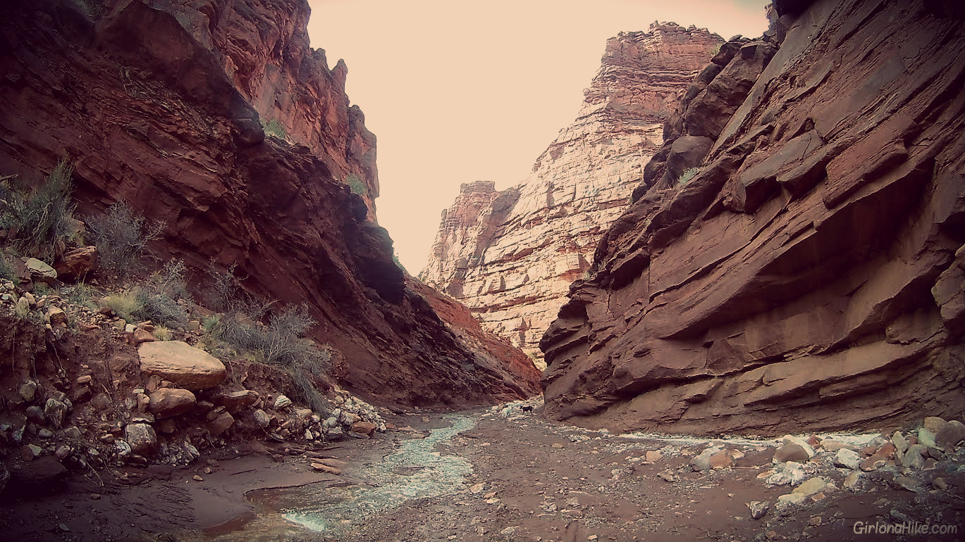 Hiking the Onion Creek Narrows, Moab