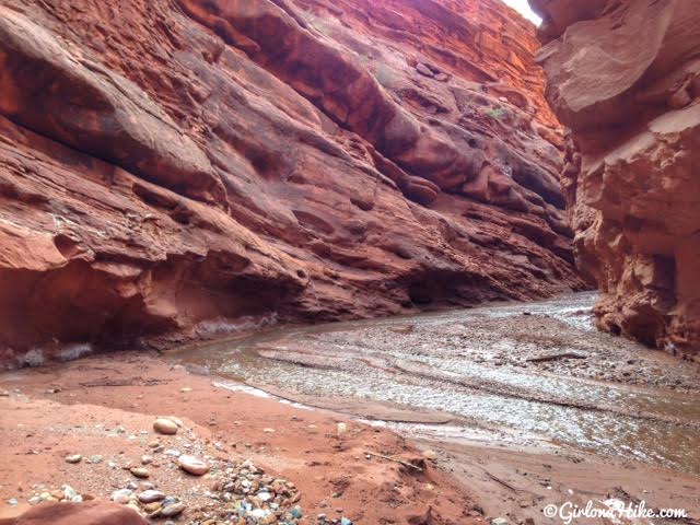 Hiking the Onion Creek Narrows, Moab