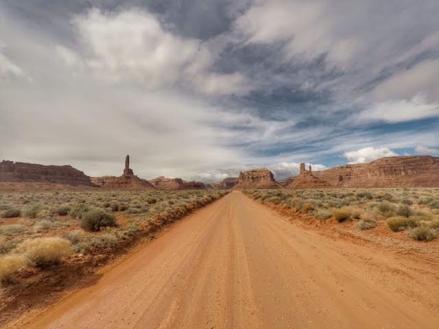 Driving through Valley of the Gods, Utah, Best Utah Scenic Drives