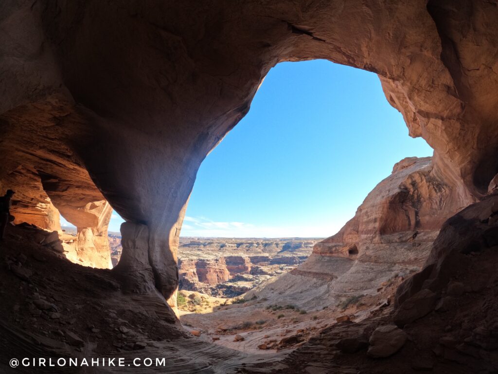 Hiking to Five Hole Arch Colonnade Arch