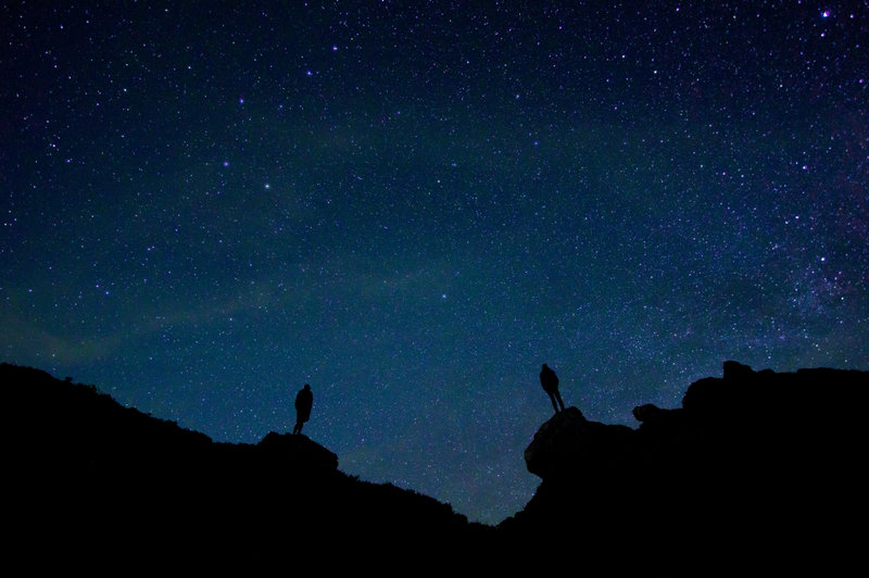 10 Tips to Hike Safely at Night