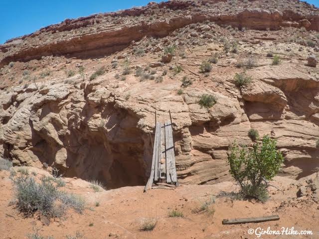 Hiking the Moonshine Wash Slot Canyon San Rafael Swell