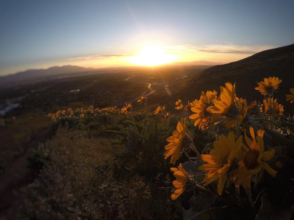 Hiking the West Ridge of Grandeur Peak