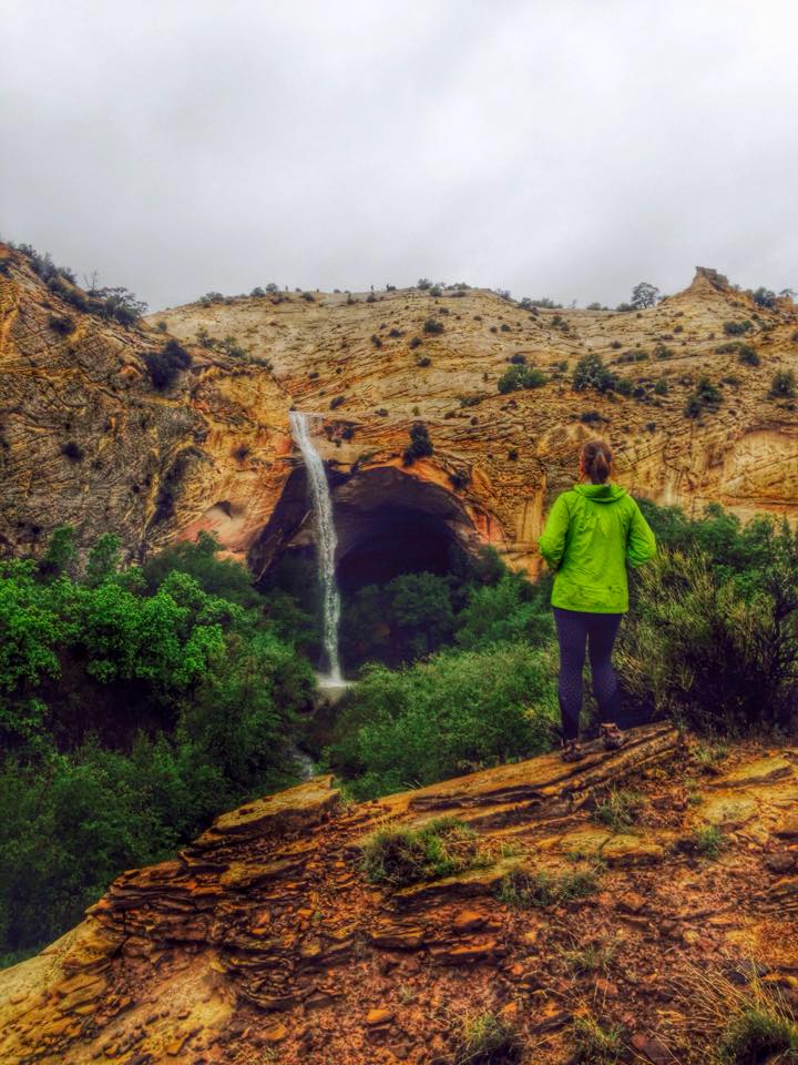 Hiking to Upper Calf Creek Falls, Escalante, Utah