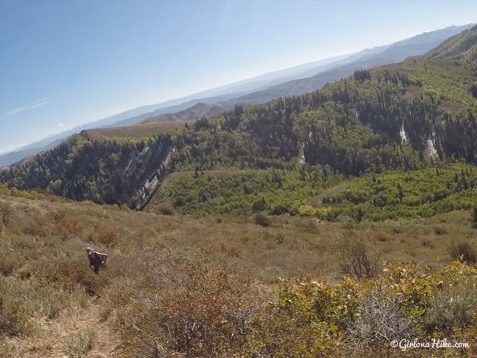 Hiking to Grandview Peak from Killyon's Canyon