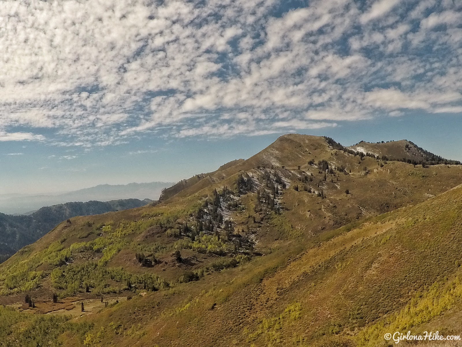 Hiking to Grandview Peak from Killyon's Canyon