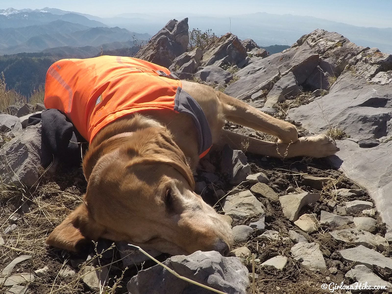 Hiking to Grandview Peak from Killyon's Canyon