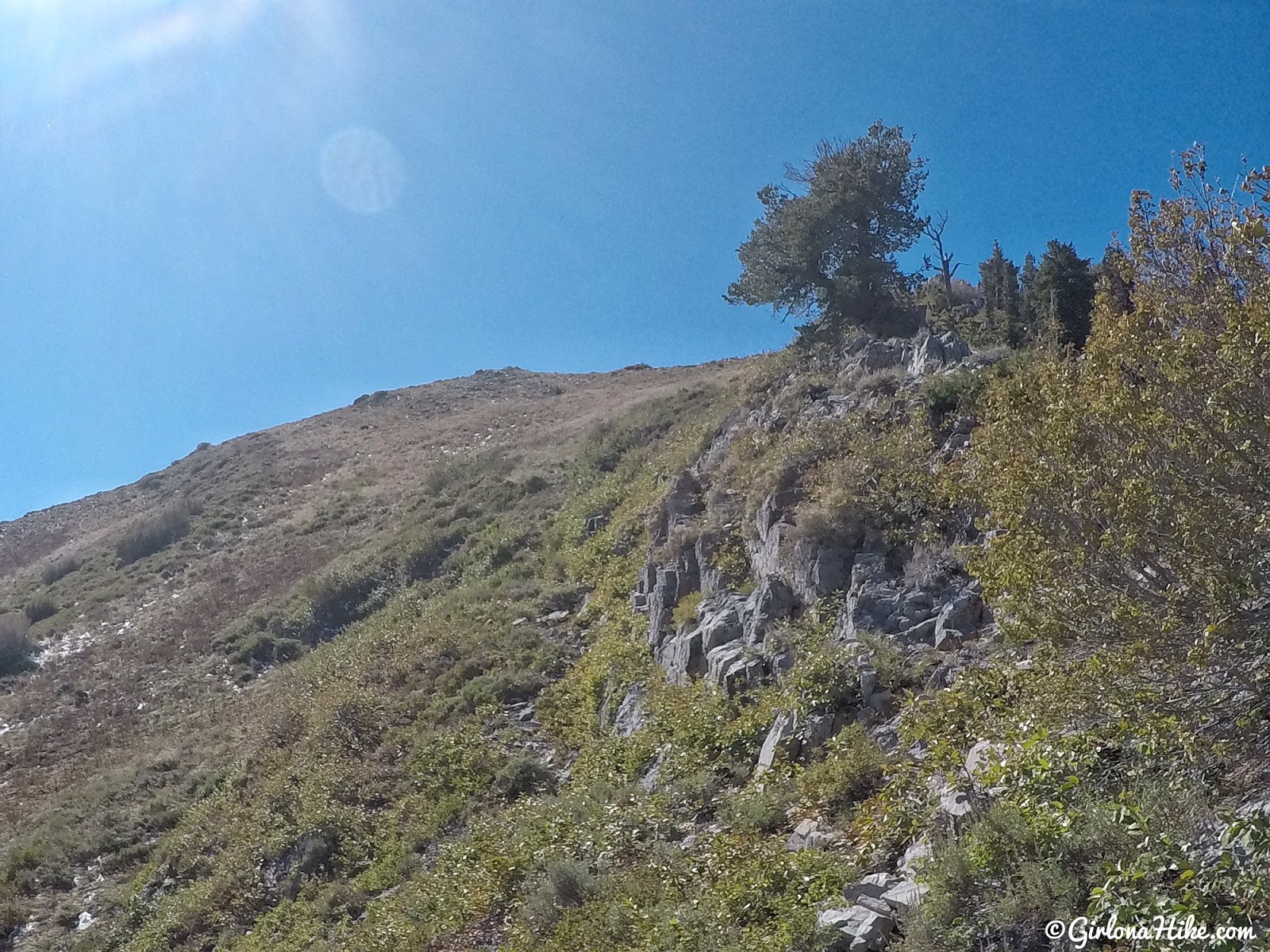 Hiking to Grandview Peak from Killyon's Canyon