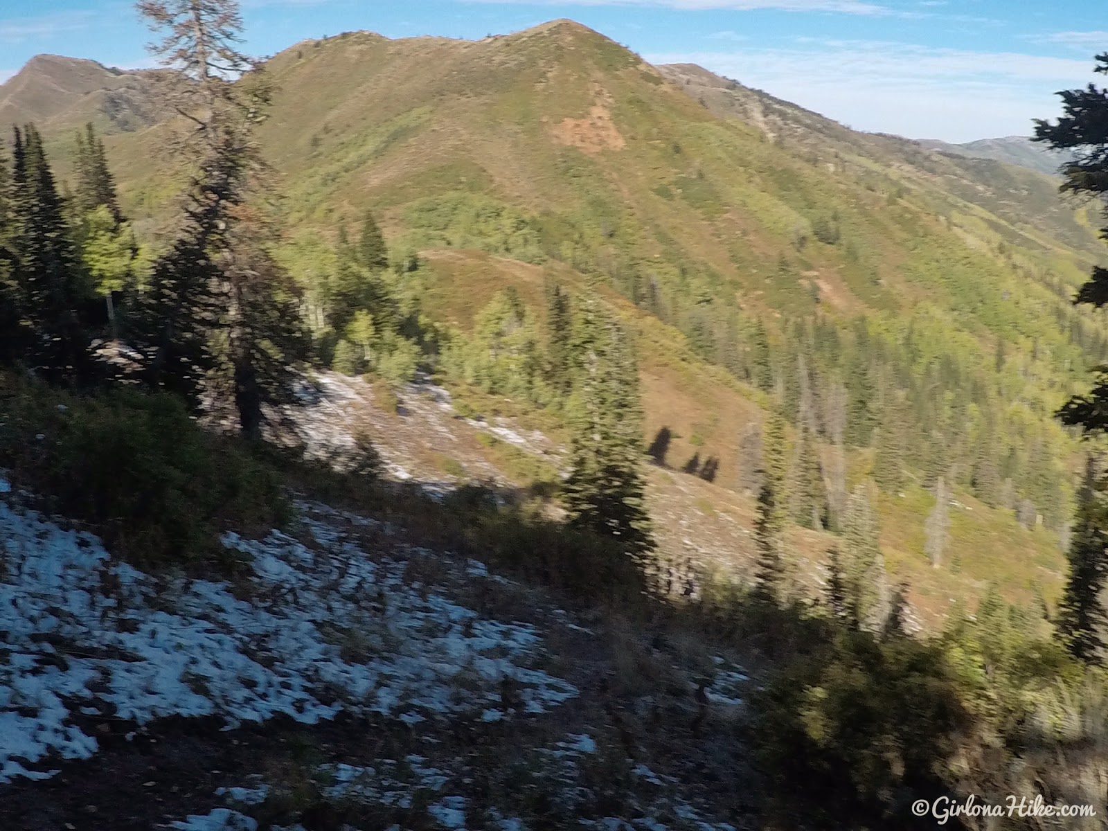 Hiking to Grandview Peak from Killyon's Canyon