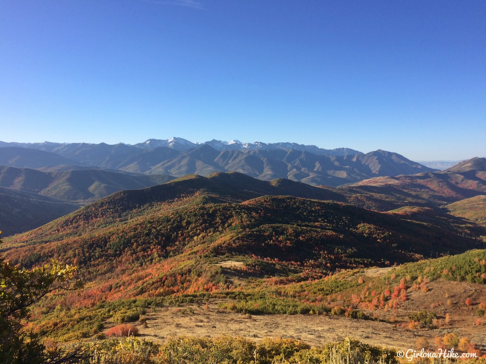 Hiking to Grandview Peak from Killyon's Canyon