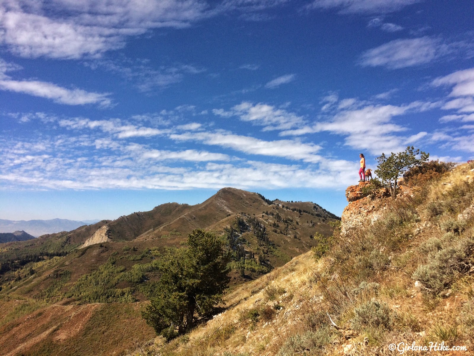 Hiking to Grandview Peak from Killyon's Canyon