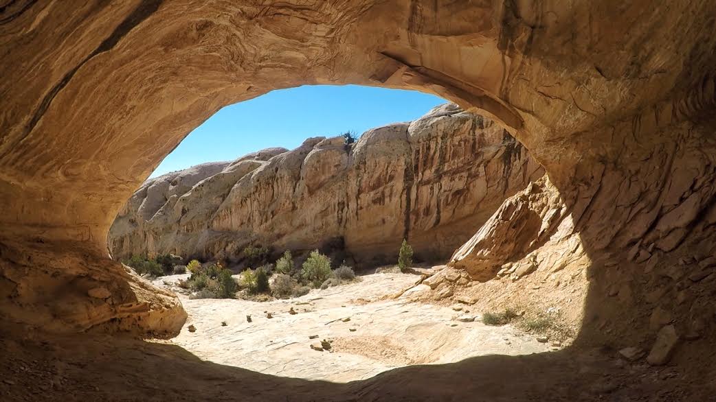 Hiking to Wild Horse Window Arch, San Rafael Swell, Uta