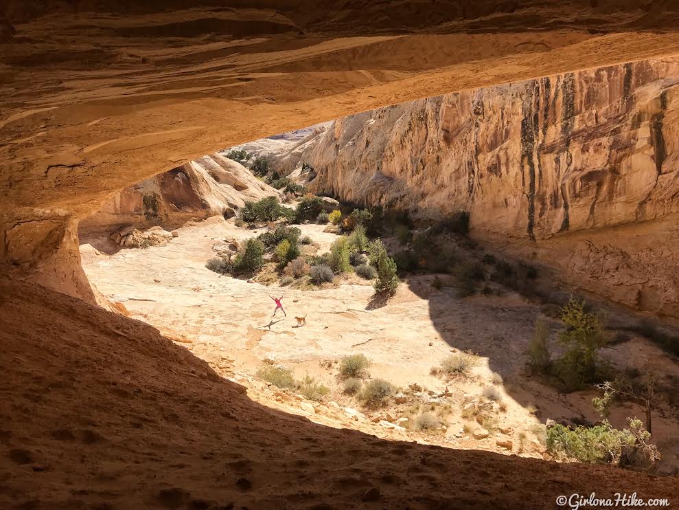 Hiking to Wild Horse Window Arch, San Rafael Swell, Uta