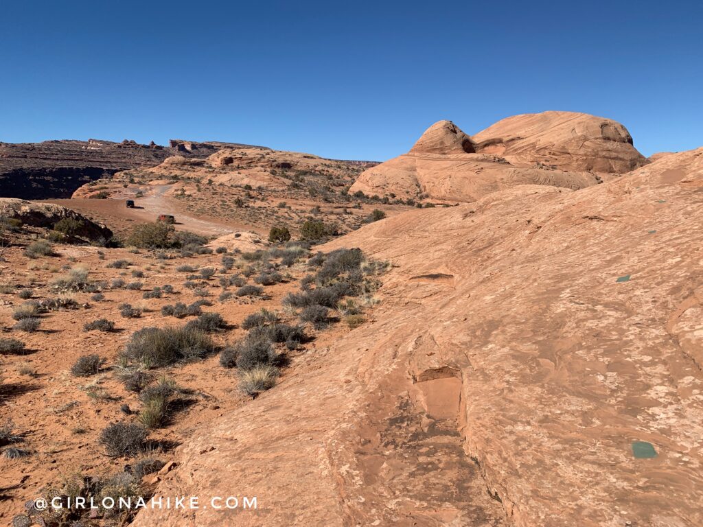 Hiking to Long Bow Arch, Moab