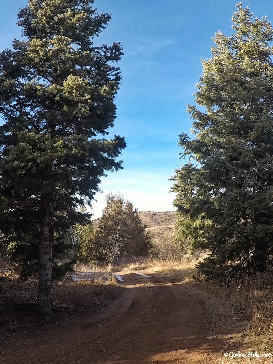 Hiking the Maple Canyon Arch Loop Trail