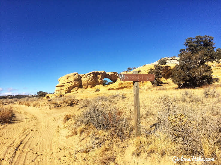 Exploring Dutchman Arch & the Head of Sinbad Pictographs