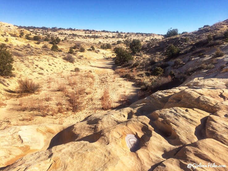 Hiking to Phipps Arch, Grand Staircase Escalante National Monument