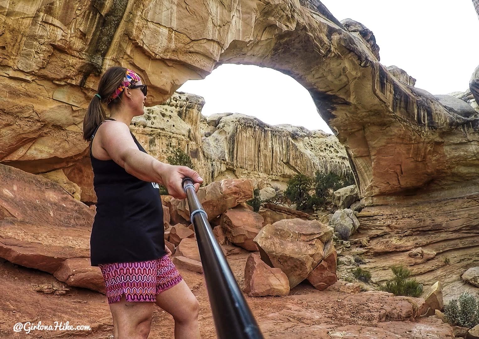 Hiking to Hickman Bridge, Capitol Reef National Park