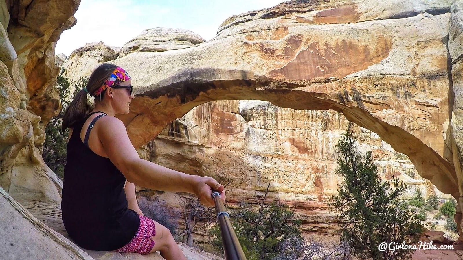 Hiking to Hickman Bridge, Capitol Reef National Park