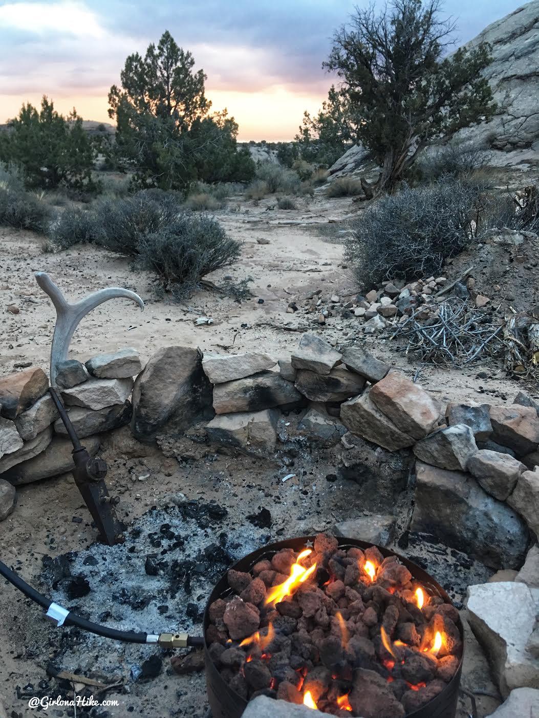 Exploring the Comb Ridge Canyons & Ruins, Cedar Mesa, Camping