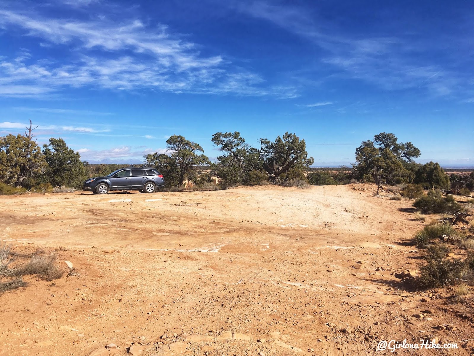 Hiking to the Seven Kivas Ruin via Shortcut Route