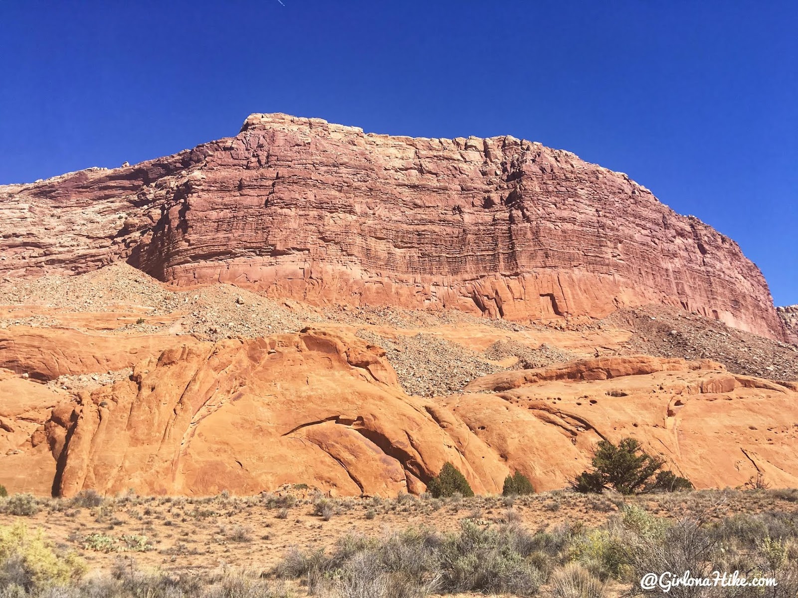 Backpacking Halls Creek Narrows, Capitol Reef National Park