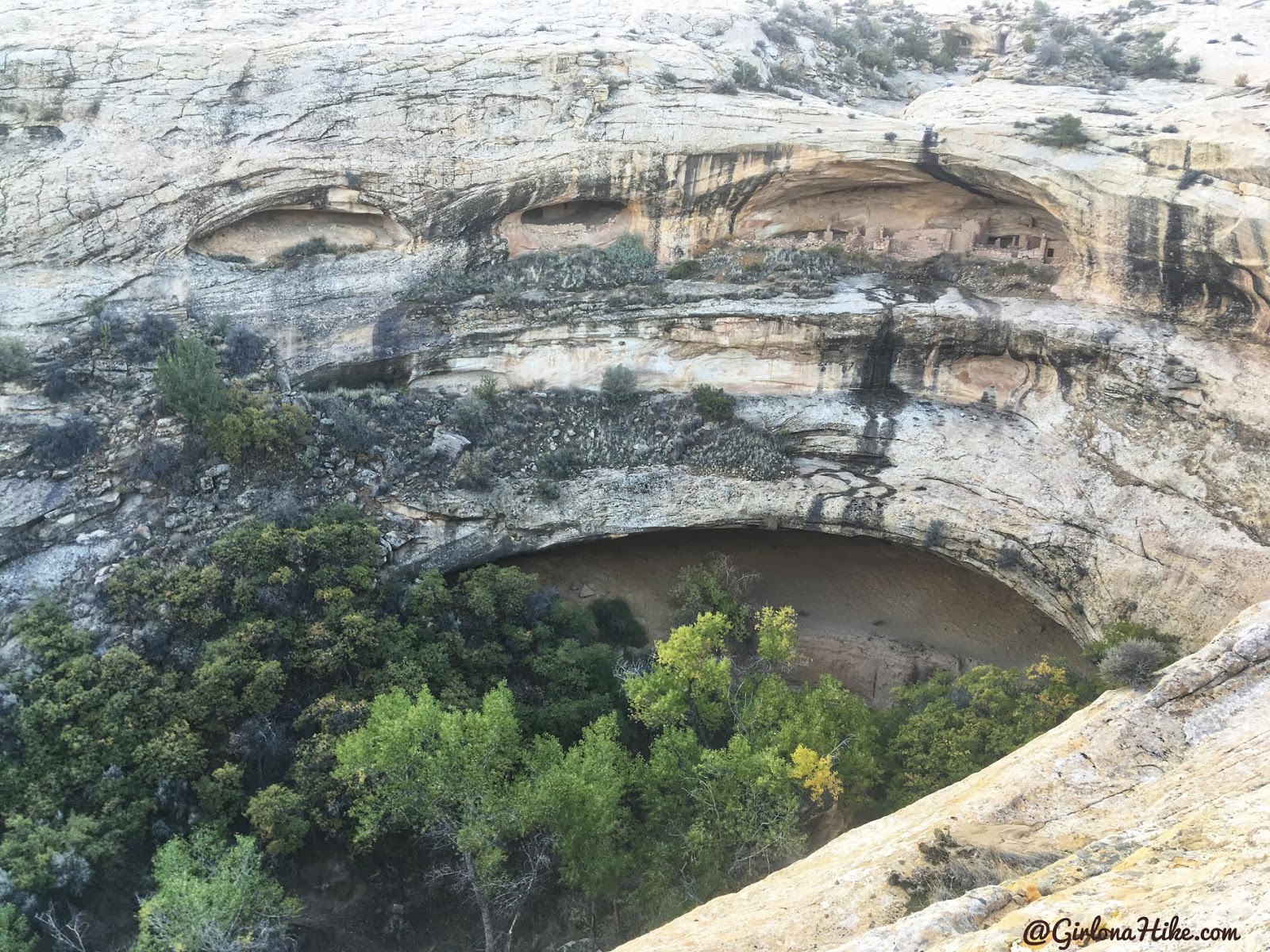 Hiking to the Butler Wash Ruins, Cedar Mesa