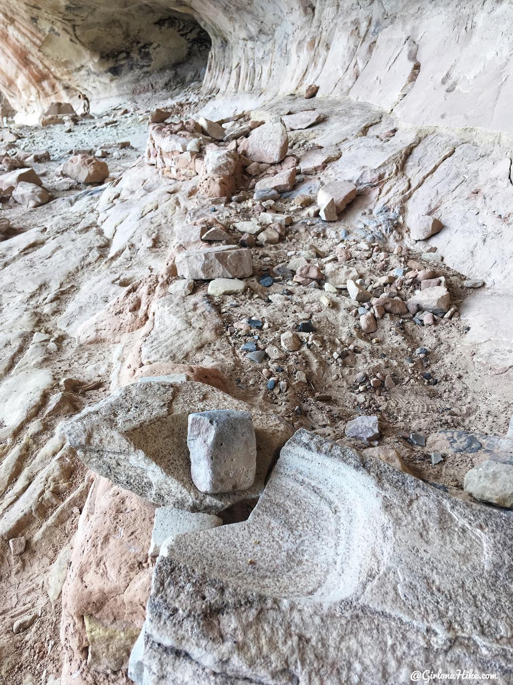 Exploring the Comb Ridge Canyons & Ruins, Cedar Mesa, Butler Wash, Monarch Cave Ruins