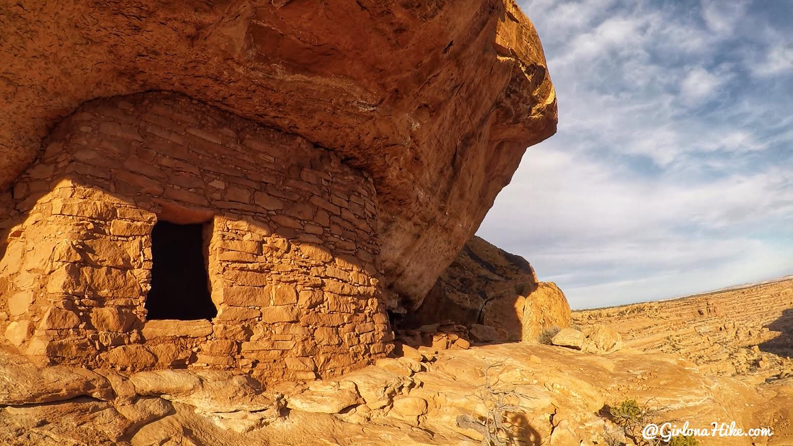 Hiking to The Citadel Ruins, Cedar Mesa, Ruins in Utah, Bears Ears National Monument