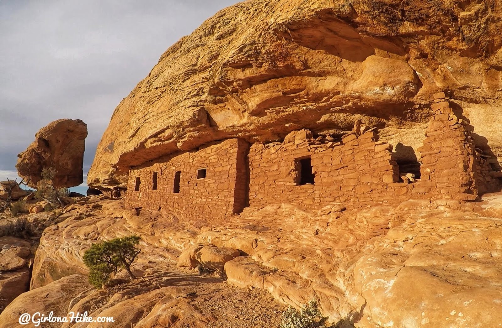 Hiking to The Citadel Ruins, Cedar Mesa, Ruins in Utah, Bears Ears National Monument