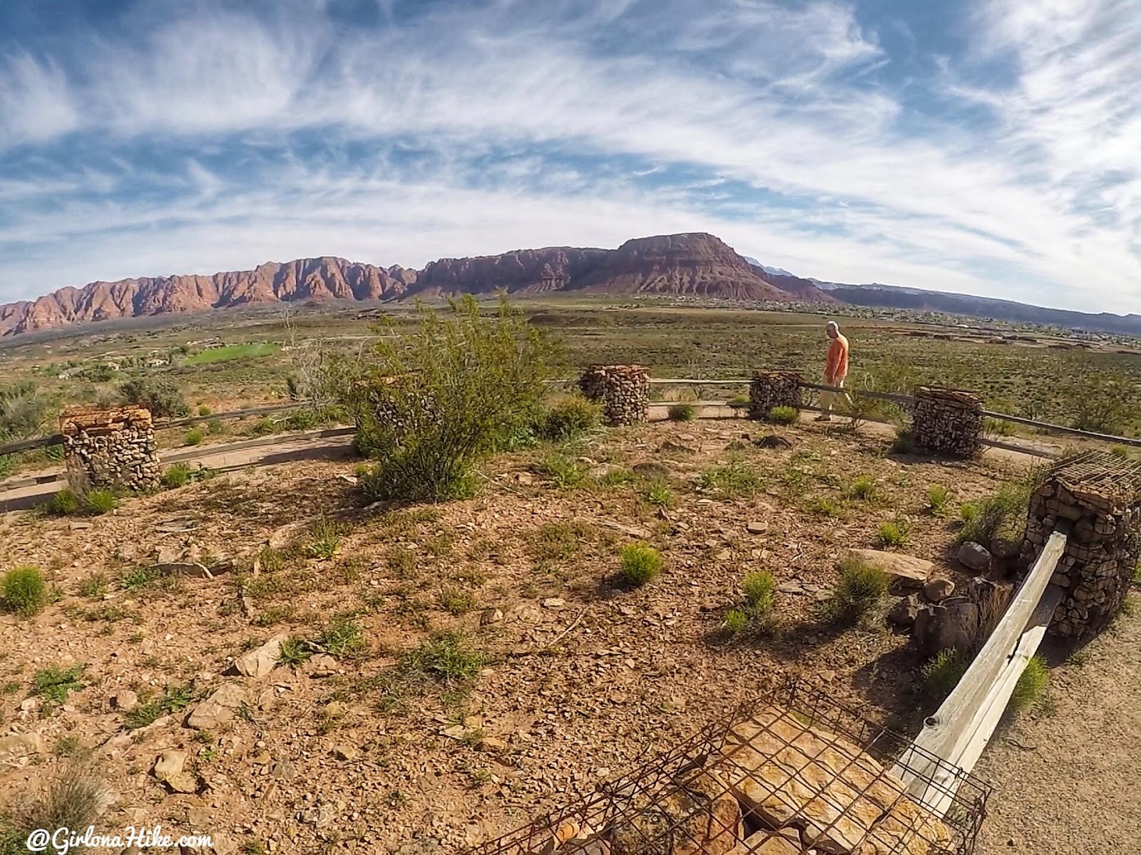 Hiking the Anazasi Trail (Tempi'po'op), St.George