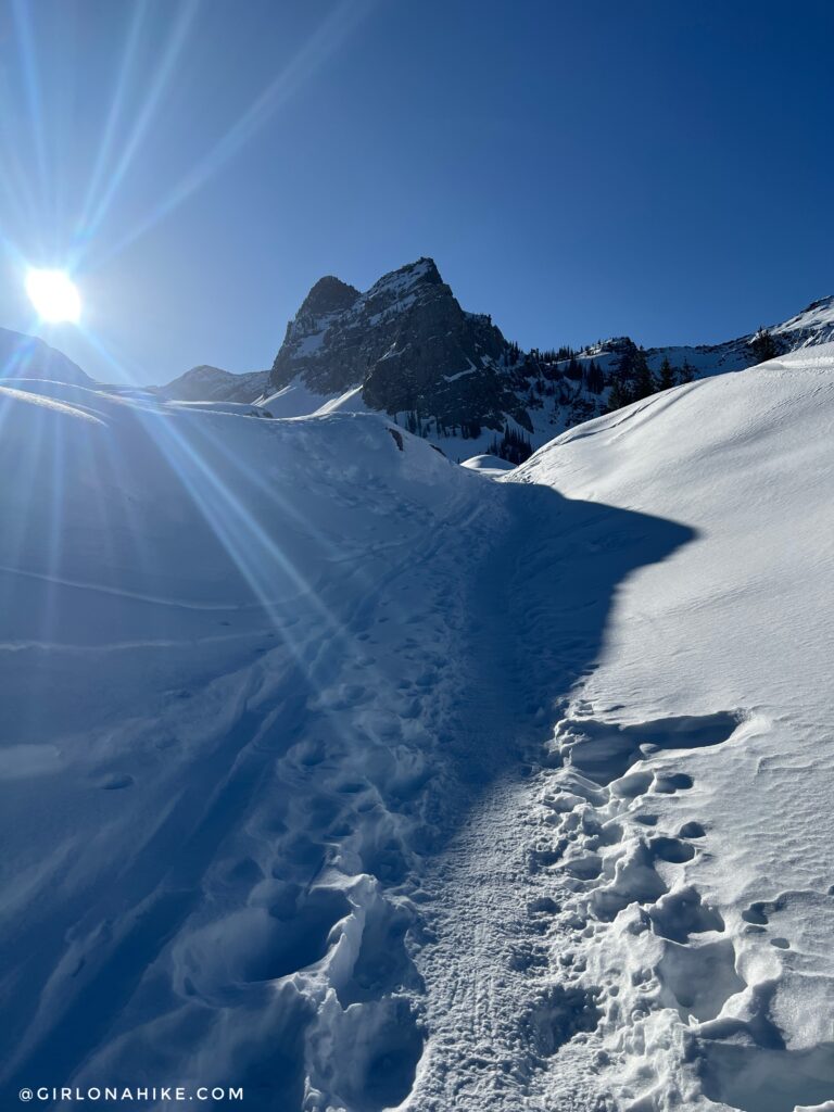 Lake Blanche shoreline with Sundial Peak towering above the lake