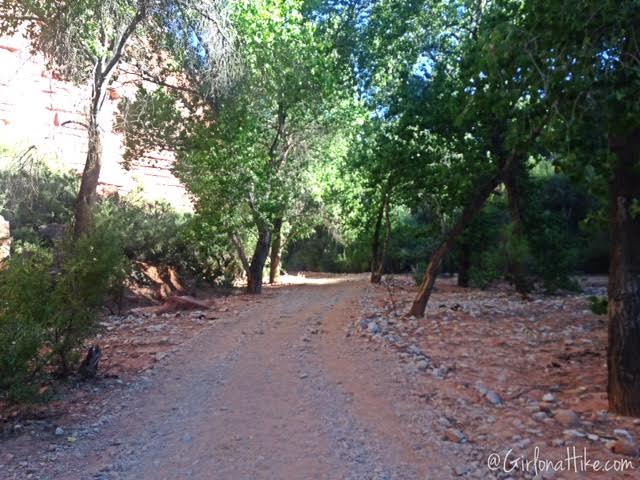 Hiking to Havasu Falls, Arizona