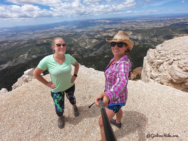 Hiking to Powell Point, Pink Point Utah, highest point in grand staircase escalante national monument, hiking in grand staircase escalante national mo