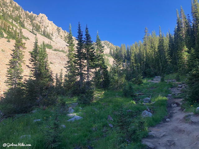 Hiking to Gloria Falls & Red Pine Lake