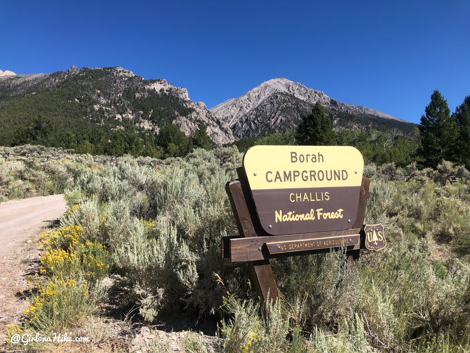 Hiking to Mt.Borah, Idaho State High Point