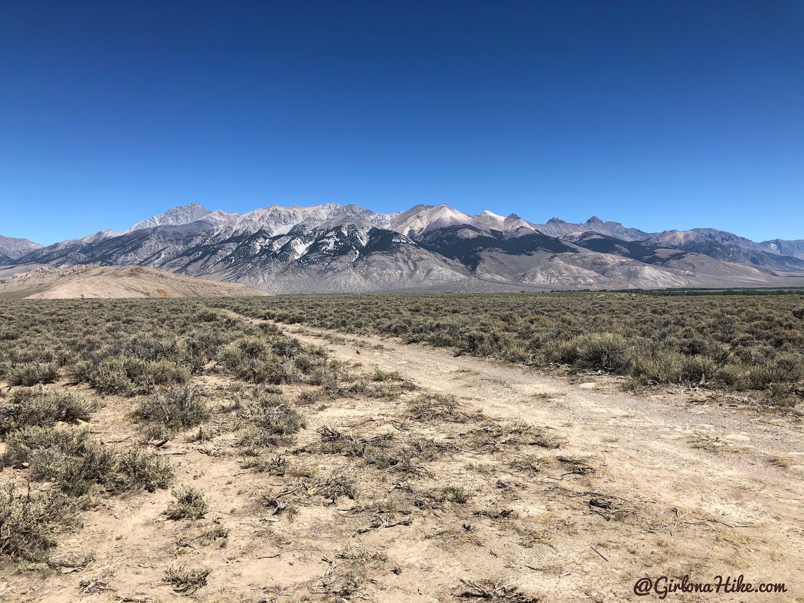 Hiking to Mt.Borah, Idaho State High Point