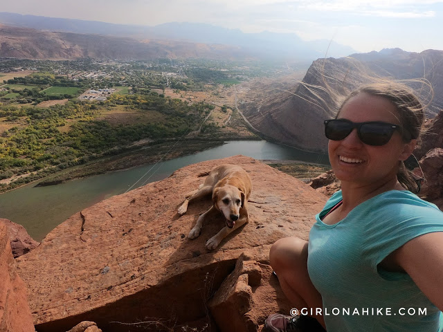 Hiking to the Portal Overlook, Moab