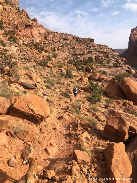 Hiking to the Portal Overlook, Moab