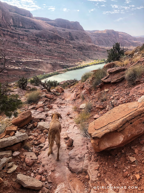 Hiking to the Portal Overlook, Moab