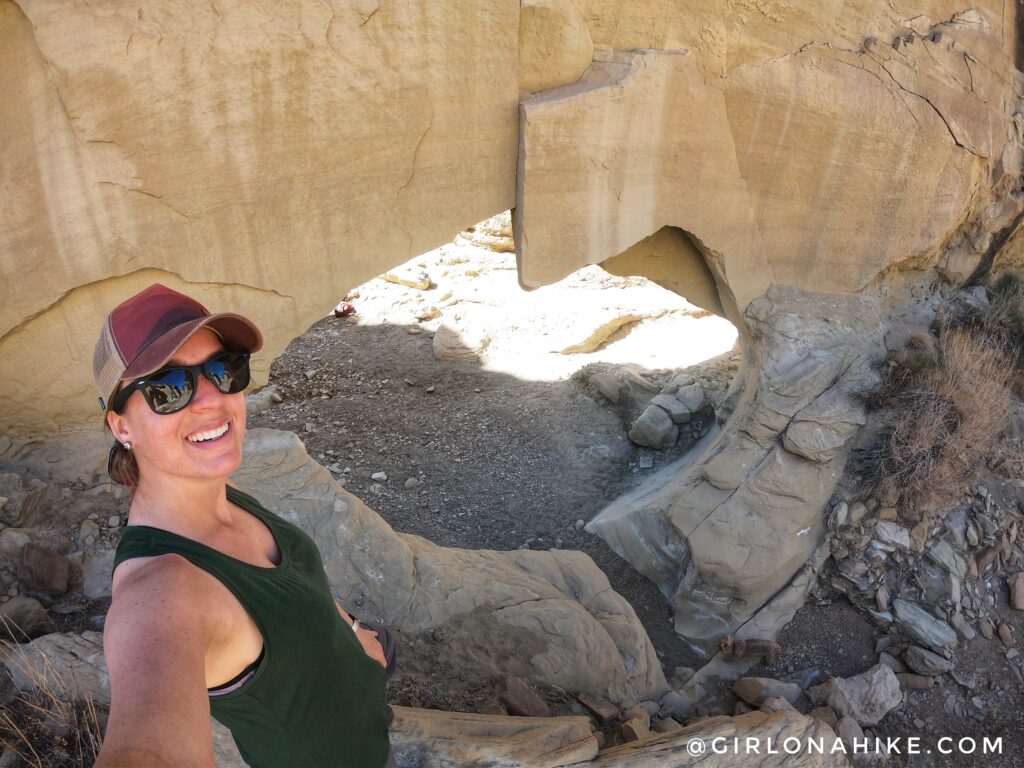 Hiking to Wiregrass Canyon Arch, Lake Powell