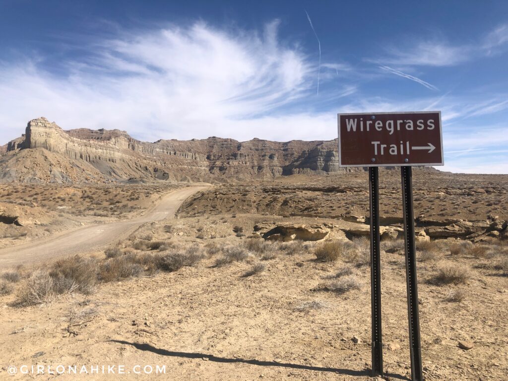 Hiking to Wiregrass Canyon Arch, Lake Powell