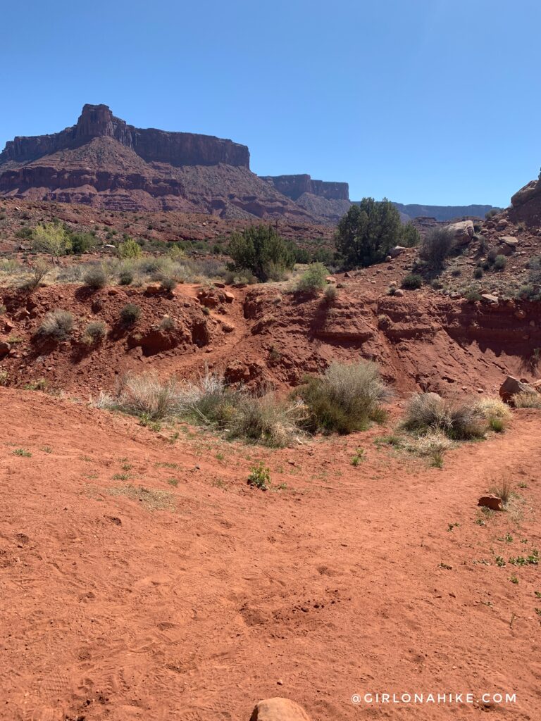 Hiking Mary Jane Slot Canyon, Moab