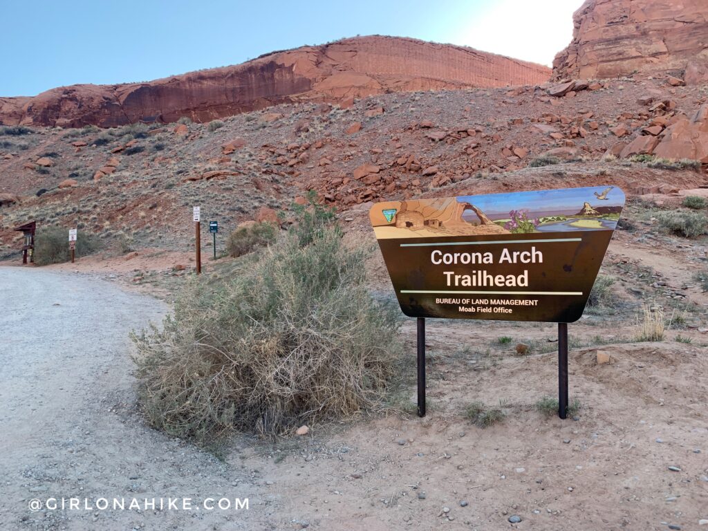 Hiking to Corona Arch, Moab