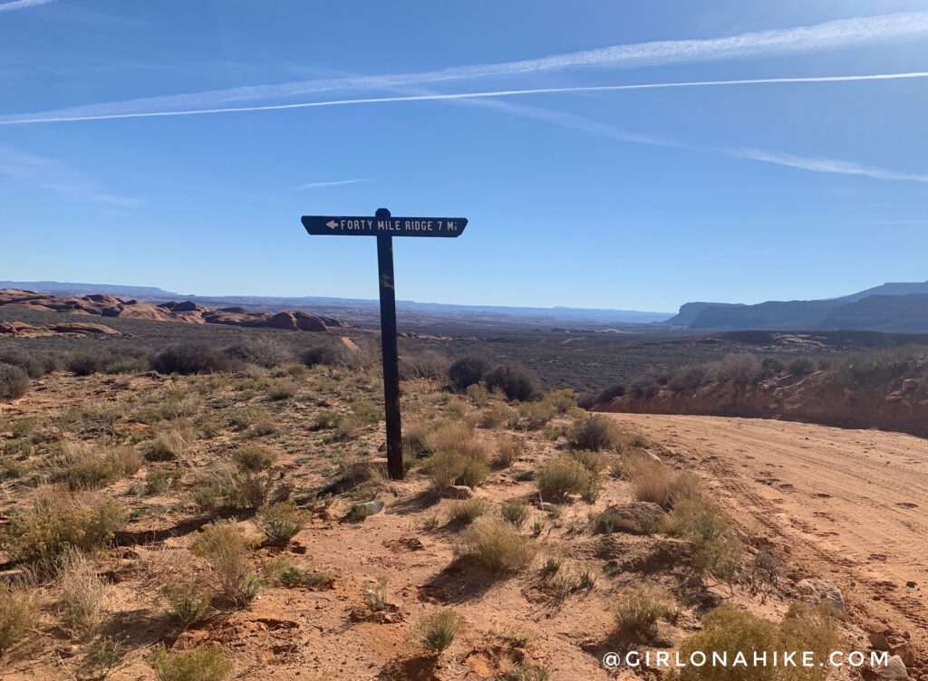 Hiking to Sunset Arch & Moonrise Arch, Grand Staircase Escalante National Monument