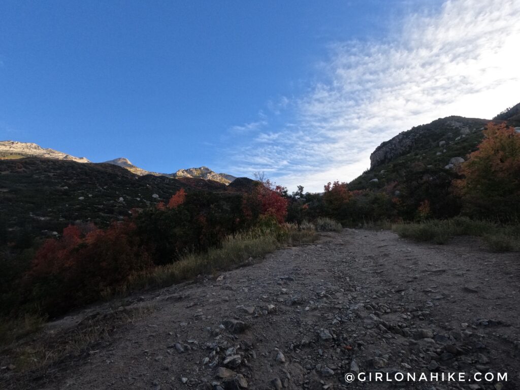 Hiking to Horsetail Falls, Utah